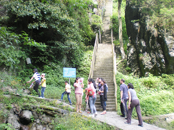 石门峡剑门